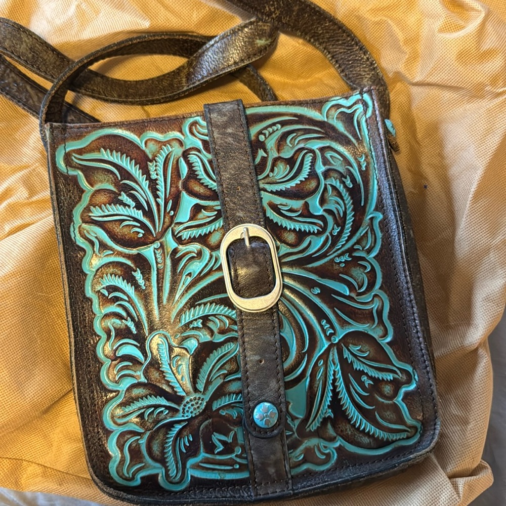 Patricia Nash turquoise cross body